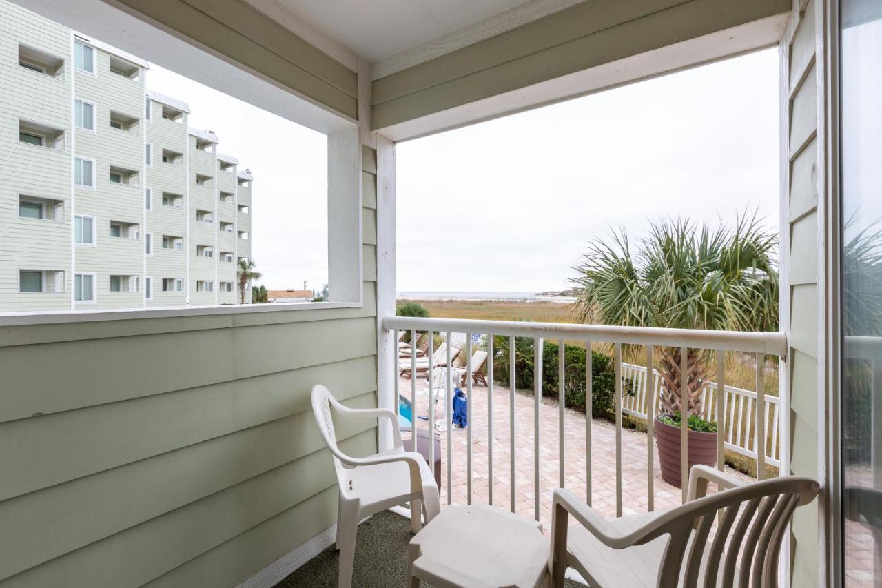 Sands Beach Club Briarcliffe Acres Екстериор снимка