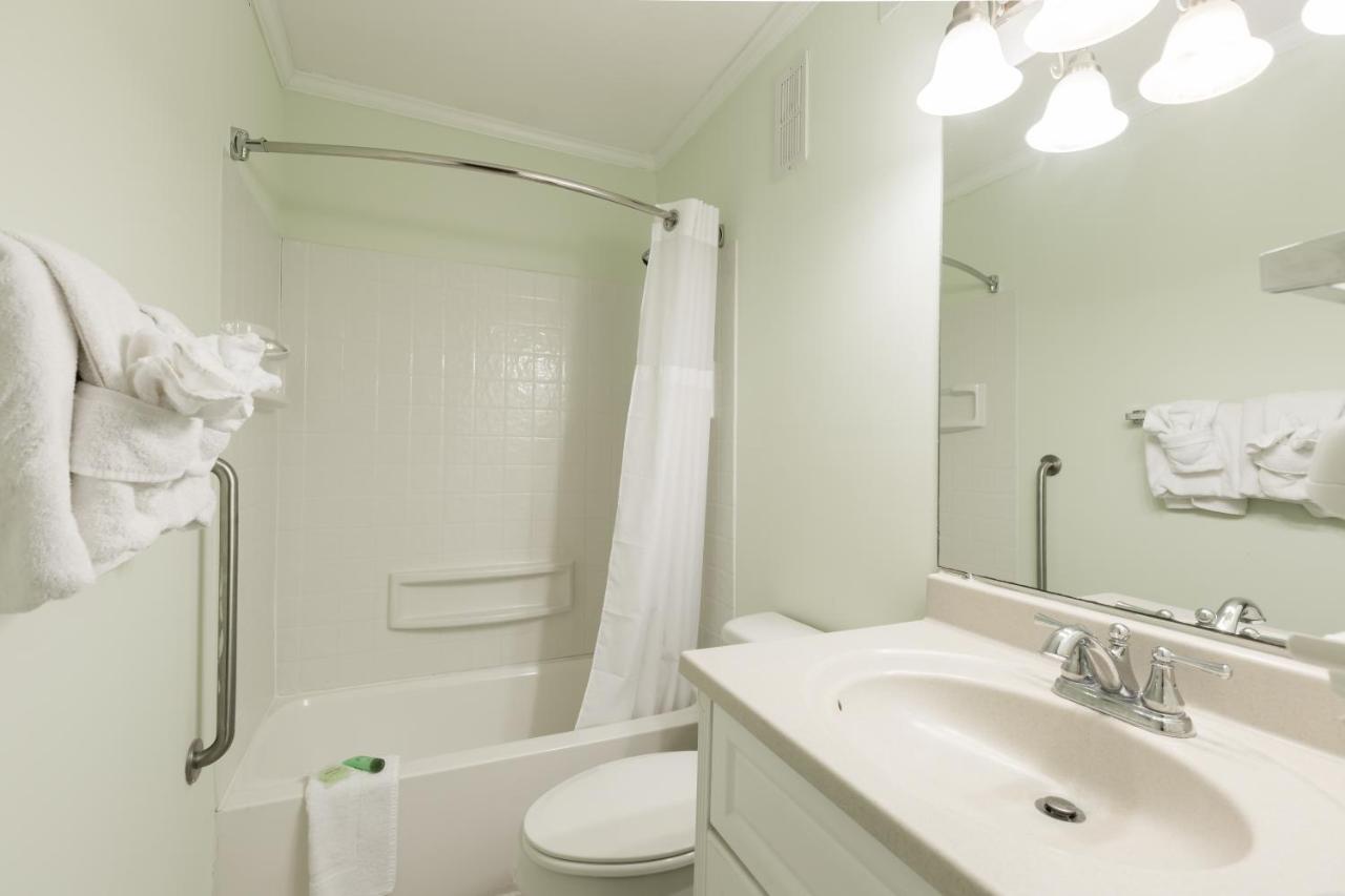 Sands Beach Club Briarcliffe Acres Екстериор снимка